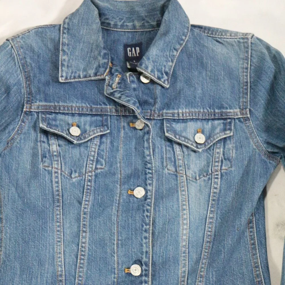 GAP Womens Blue Jean Jacket Sz SMALL US Women - Picture 3 of 14